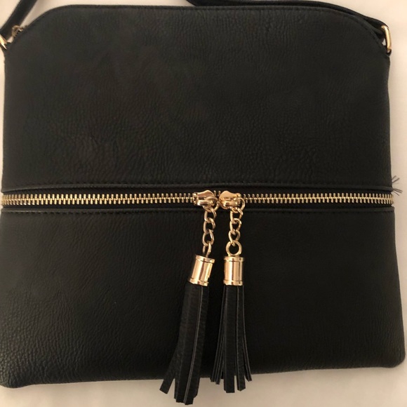 Black Tassel Crossbody Bag - Picture 3 of 7